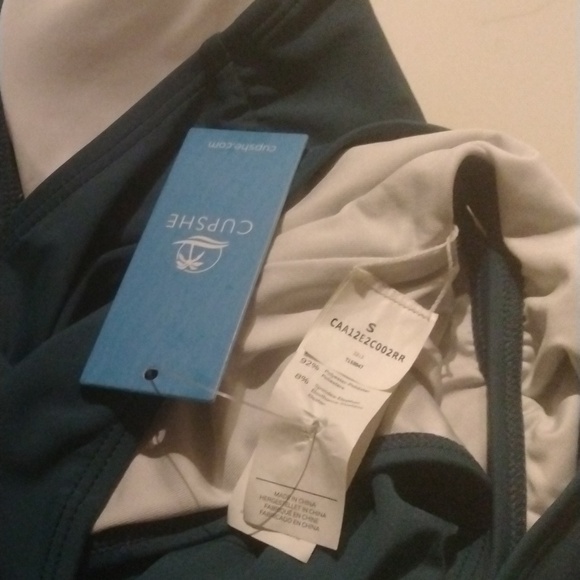 Design: This V Neck One Piece Swimsuit Features Spaghetti Straps And Cut Out. Se - Picture 6 of 7